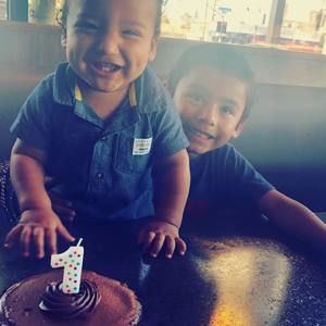 Meet your Posher, Alma